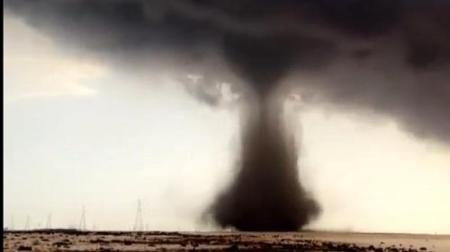 WM 2022: Tornado fegt durch Katar! Hagelsturm und Starkregen überfluten die Straßen