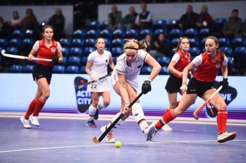 Hockey-Damen mit fünf Siegen ins Hallen-EM-Finale