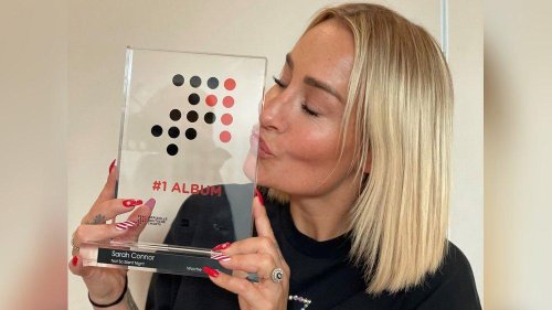 Deutsche Charts: Sarah Connor erobert mit Weihnachtsalbum Platz eins