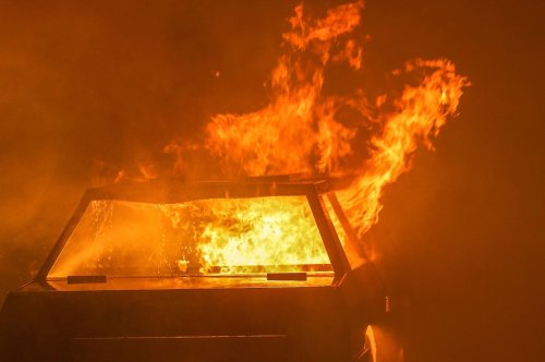 Neun Autos brennen auf Parkplatz auf Borkum