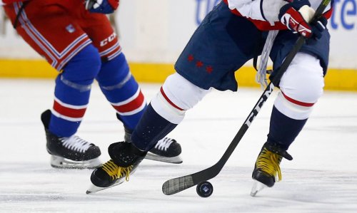 Ehemaliger NHL-Stürmer Peter Regin wechselt zu den Eisbären