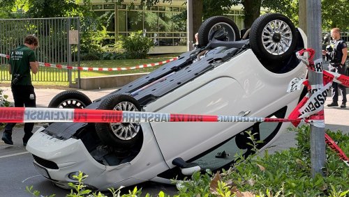Siebenjähriger Junge stirbt bei Verkehrsunfall