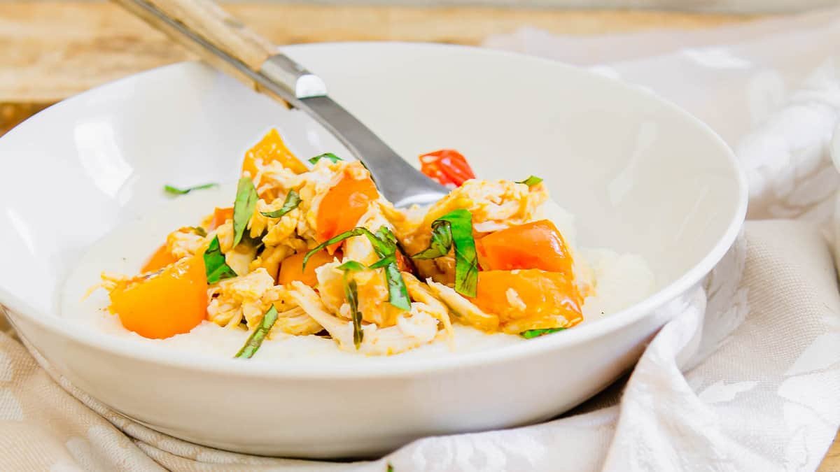 Creamy Grits with a Tangy Twist!