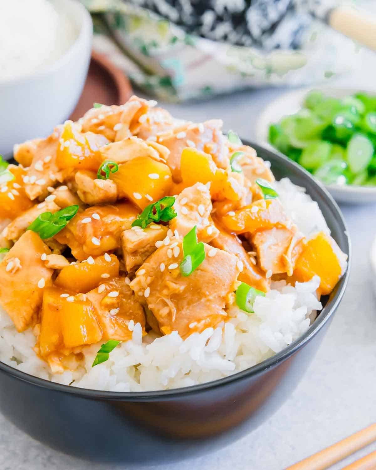 Slow Cooker Honey Garlic Chicken - Easy, Healthy Crockpot Recipe