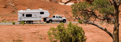 Do 5th Wheel Campers Have to Stop at Weigh Stations?