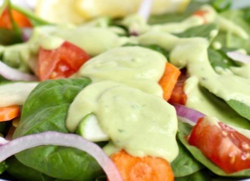 9 Paleo Salad Dressings So You Know Exactly What's Going Into Your Greens