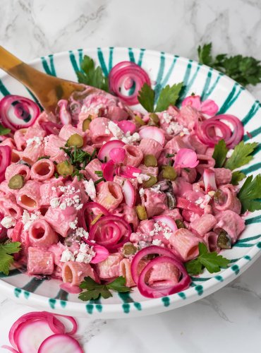 Barbie Pasta Salat: Pink Nudelsalat mit Rote Bete & Feta