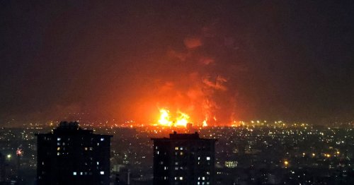 U.S. eases Iranian oil sanctions in scramble to contain energy prices, handing Tehran a boost