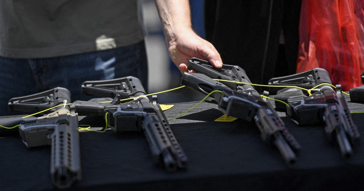Bipartisan Senate talks on expanded gun background checks break down