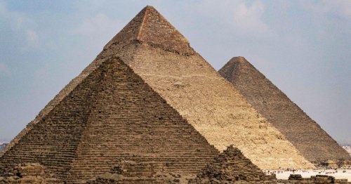 Corridor identified in Great Pyramid of Giza using cosmic rays