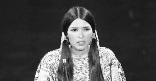 Academy apologizes to Sacheen Littlefeather for treatment when she refused Marlon Brando's Oscar in 1973