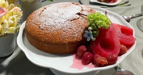 Lidia Bastianich makes luscious, velvety olive oil cake using just one bowl