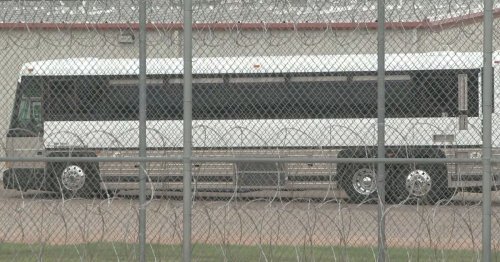 As legal fight raged, ICE buses filled with Venezuelans heading toward airport turned around, video shows