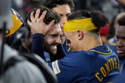 Brewers sweep Dodgers to reach World Series for first time since 1982