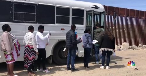 Texas governor sends another bus full of undocumented migrants to New York City