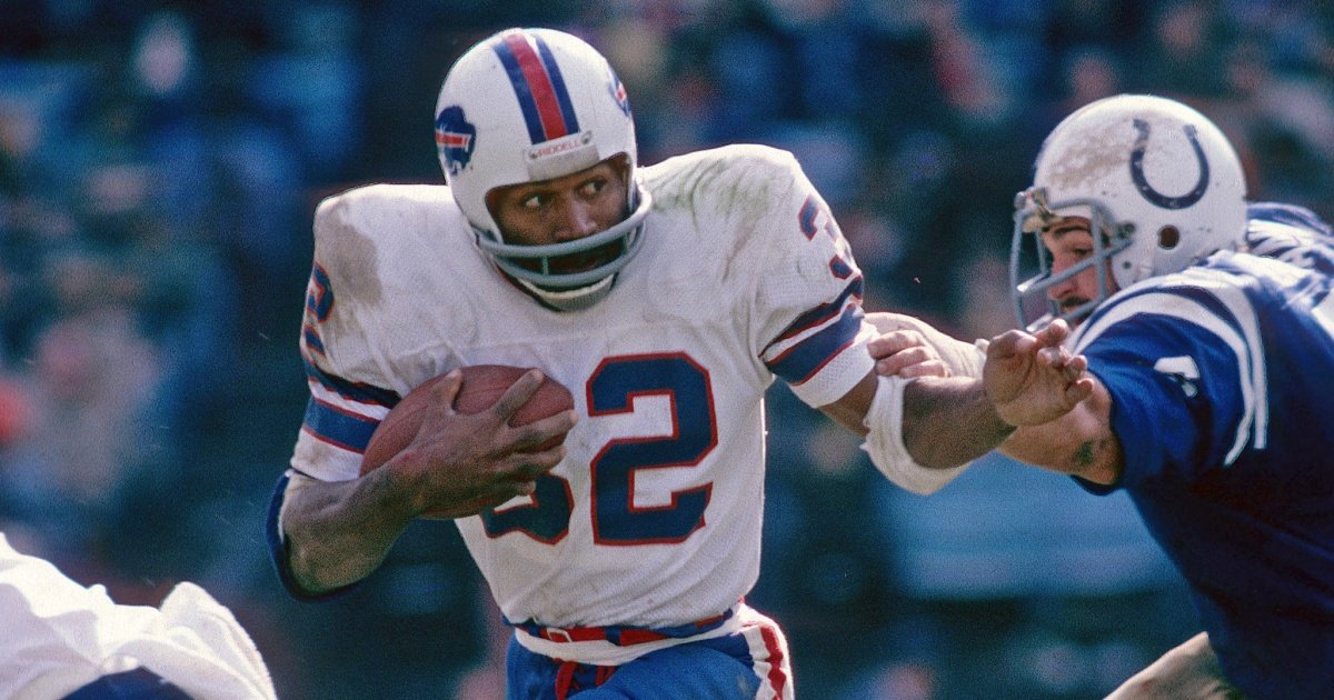 From football hero to murder suspect: An O.J. Simpson photo timeline