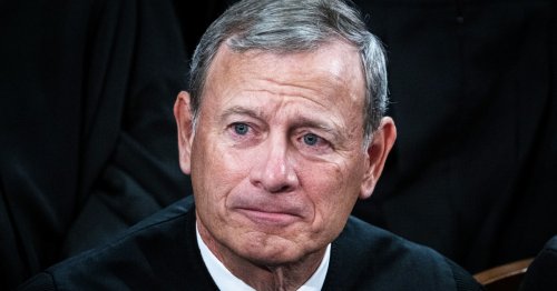 John Roberts can’t split the difference on birthright citizenship