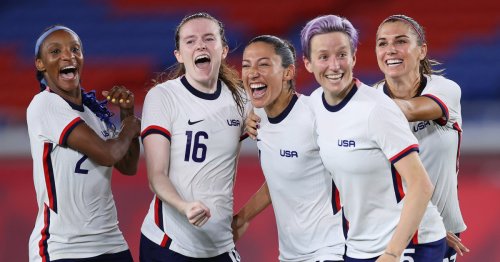 U.S. Soccer reaches equal pay agreement with women's and men's teams
