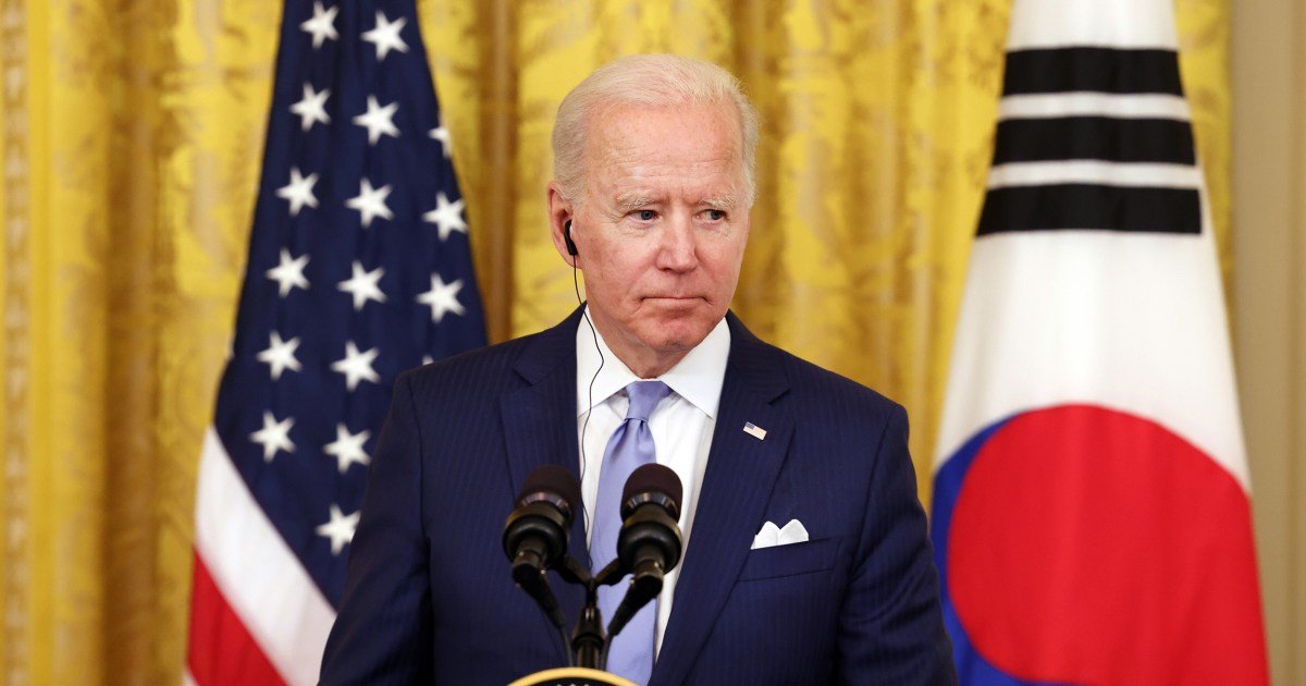UFOs? Ask Obama, Biden quips when questioned about unidentified aerial phenomenon