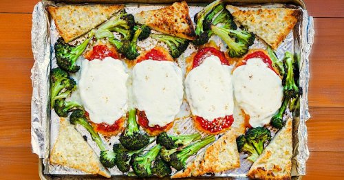 Make chicken Parmesan, garlic bread and roasted broccoli all on 1 pan