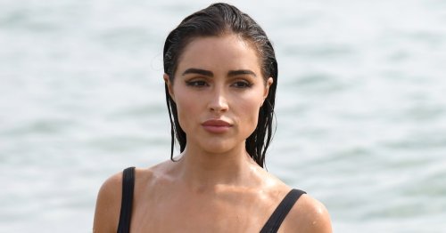 Olivia Culpo asked by airline to ‘put a blouse on’ before boarding flight