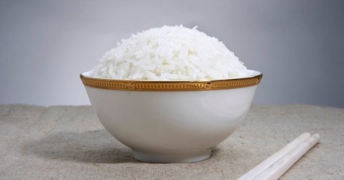 This 2-step hack to reduce the calories in white rice is going viral — and dietitians say it actually works