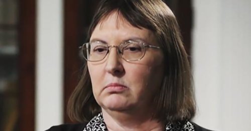 American doctor receives email from immigration officials telling her to leave the country immediately