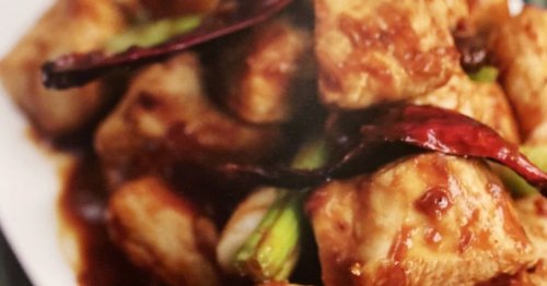 This kung pao chicken is numbing, spicy, sweet and tangy