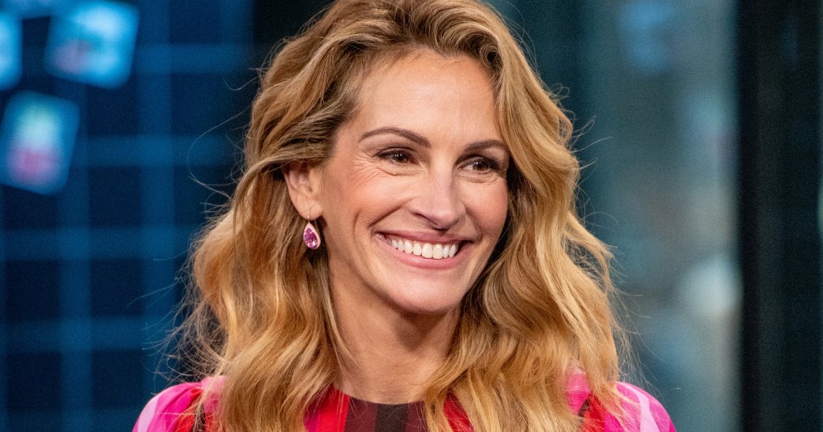 Julia Roberts posts rare pic of twins to celebrate their 17th birthday