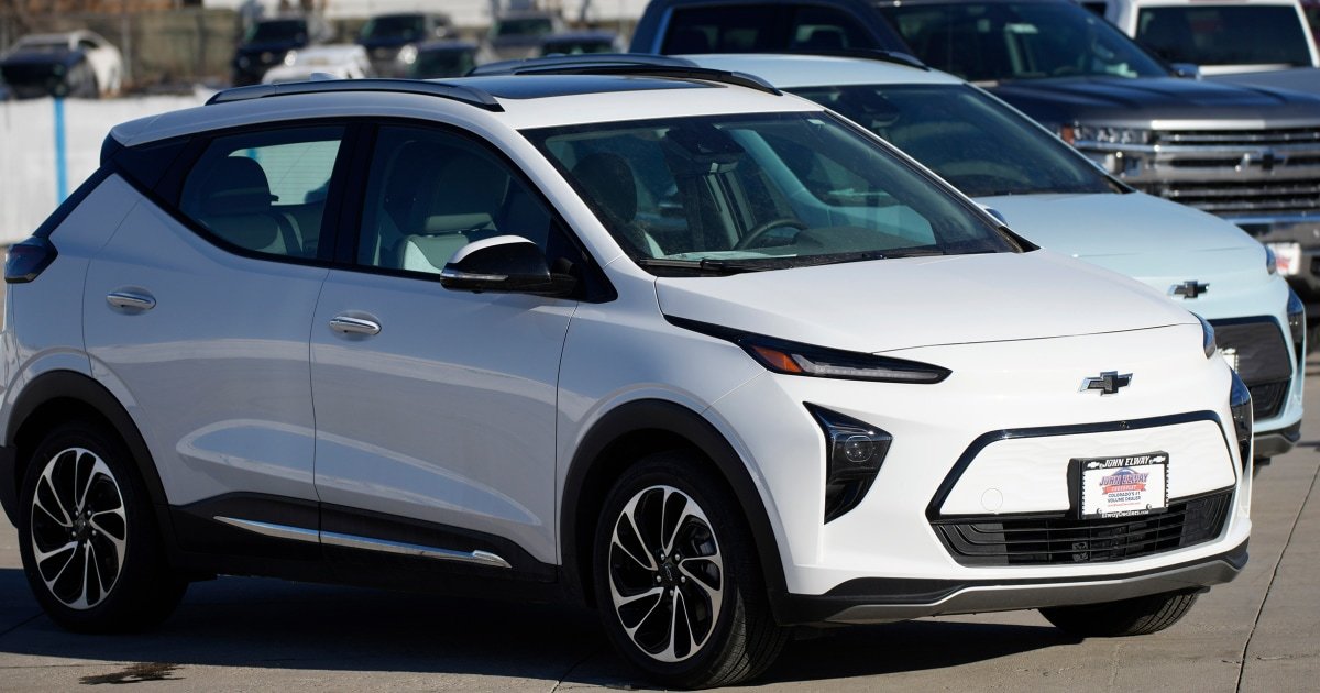 Next year is a good time to buy an EV—but 2024 may be better for many