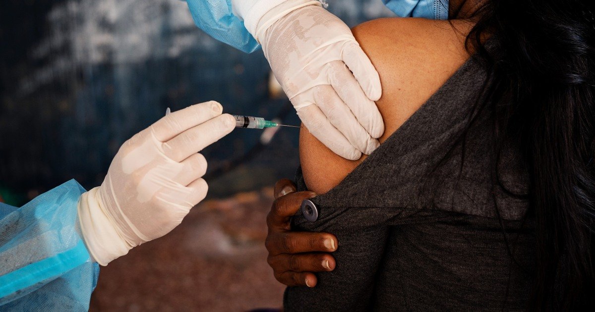 The Covid vaccine doesn’t cause infertility, but the disease might