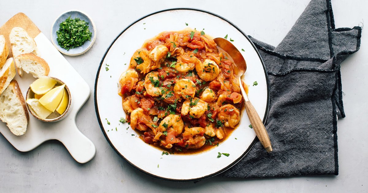 One-Pan Shrimp Fra Diavolo