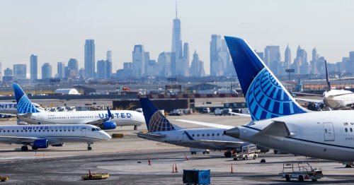 Mother's Day mayhem as ground stops issued at Newark and Atlanta airports