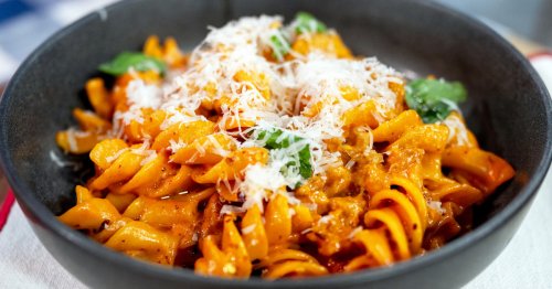 Fusilli alla vodka with sausage