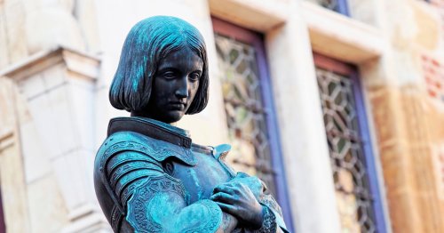 Joan of Arc to be portrayed as nonbinary in new production at London's Globe Theatre