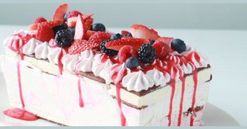 Make a red, white and blue ice cream cake for a festive 4th of July dessert