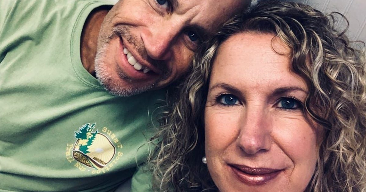 Wife of man with early-onset Alzheimer's reveals best tip to support caregivers