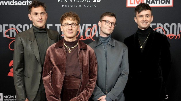 Glass Animals pull out of Grammys due to frontman Dave Bayley's positive COVID test | ABC Audio Digital Syndication