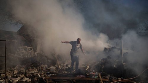 From Sacramento, I’ve tried to help Ukrainian families being abandoned by my country | Opinion