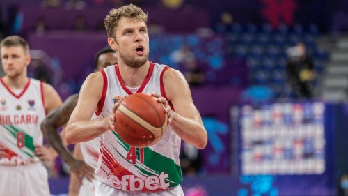 Sacramento Kings Sign EuroLeague MVP Sasha Vezenkov To Three-year, $20 ...