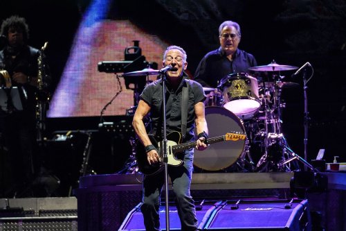 There's nothing like seeing Bruce Springsteen perform in his home state