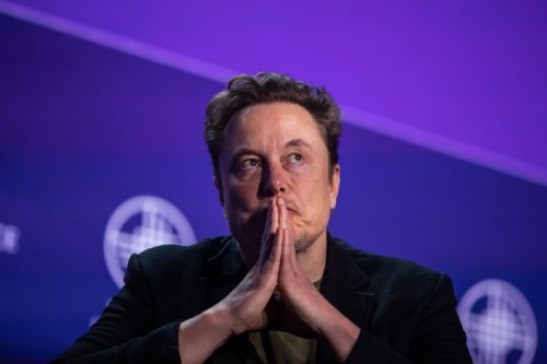 "WWE in the West Wing": Musk, Bessent had screaming match in White House