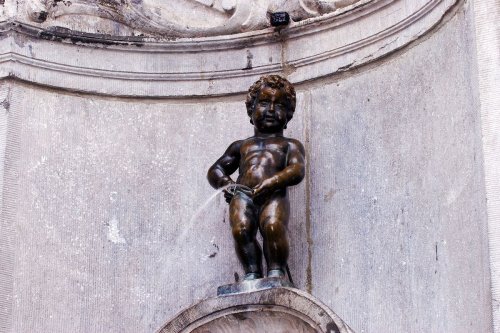 Why are there so many ancient fountains featuring little boys peeing?