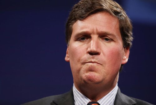 Tucker Carlson caught falsely accusing a living woman of voting while dead