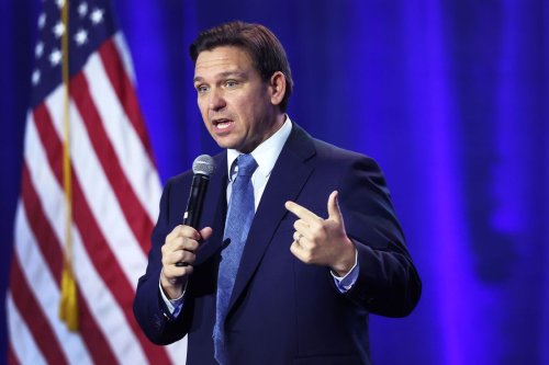 "Pure weakness": MAGA rages at "total fraud" Ron DeSantis for throwing Trump under the bus
