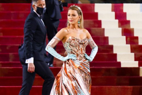 6 Met Gala attendees who made political fashion statements, from Hillary Clinton to Blake Lively