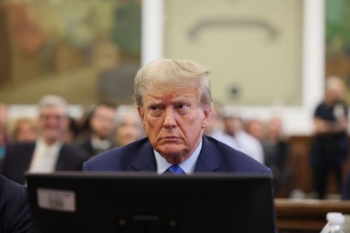 Legal experts: Trump's unhinged attack on judge in court shows he "realizes he's going to lose"
