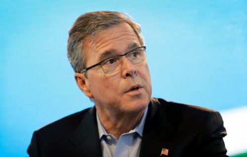 "It's pronounced 'Heb'": Jeb Bush registers to vote as "hispanic" and Twitter pounces