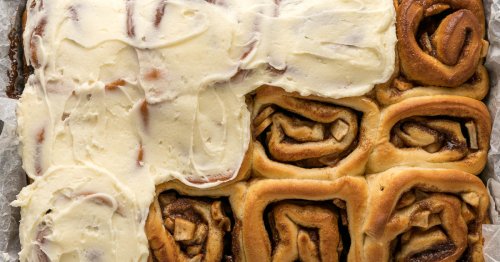 Cinnamon Rolls with Apple Pie Filling