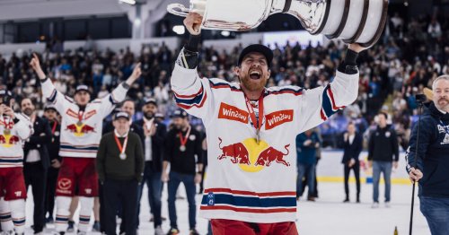 Eis-Bullen verlieren zwei Meister-Stützen